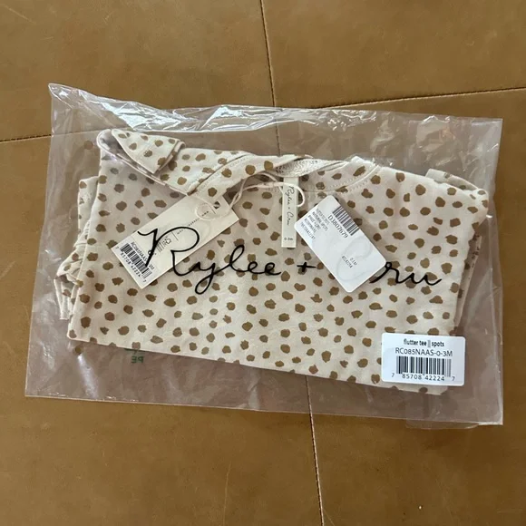 Rylee + Cru Flutter Sleeve Top 0-3M NWT - Picture 2 of 2